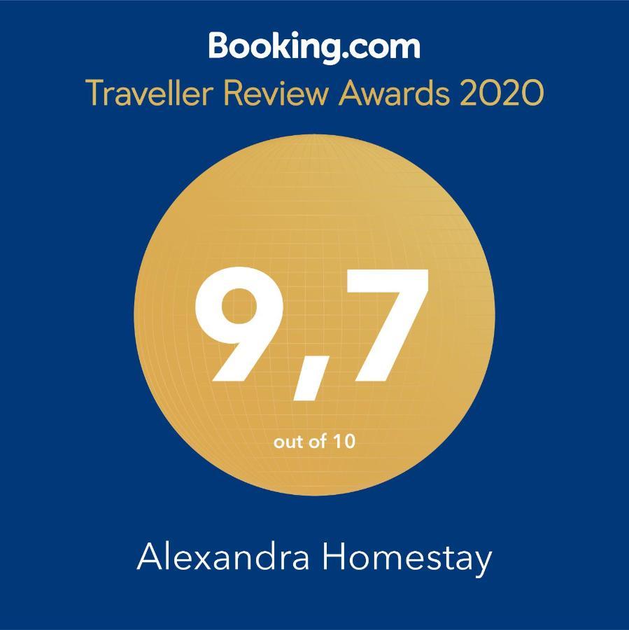 Alexandra *